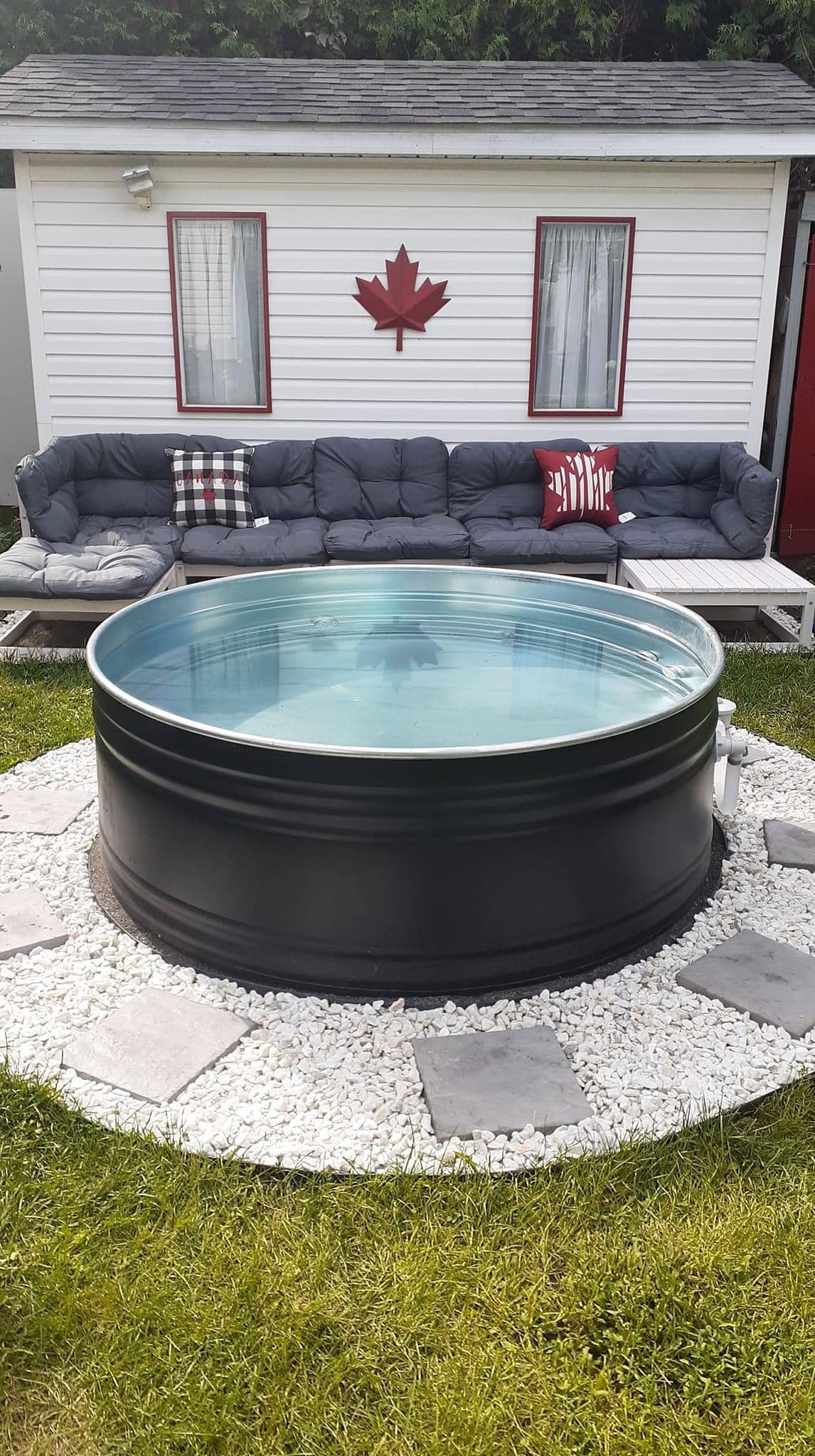 Stock Tank Pool au Canada – Piscine en acier galvanisé